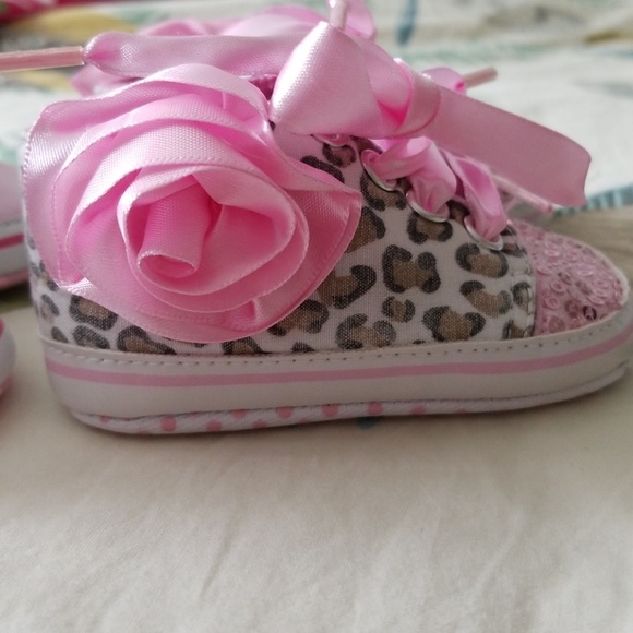 Sold!!    Baby girl shoe Bundle - Picture 4 of 7